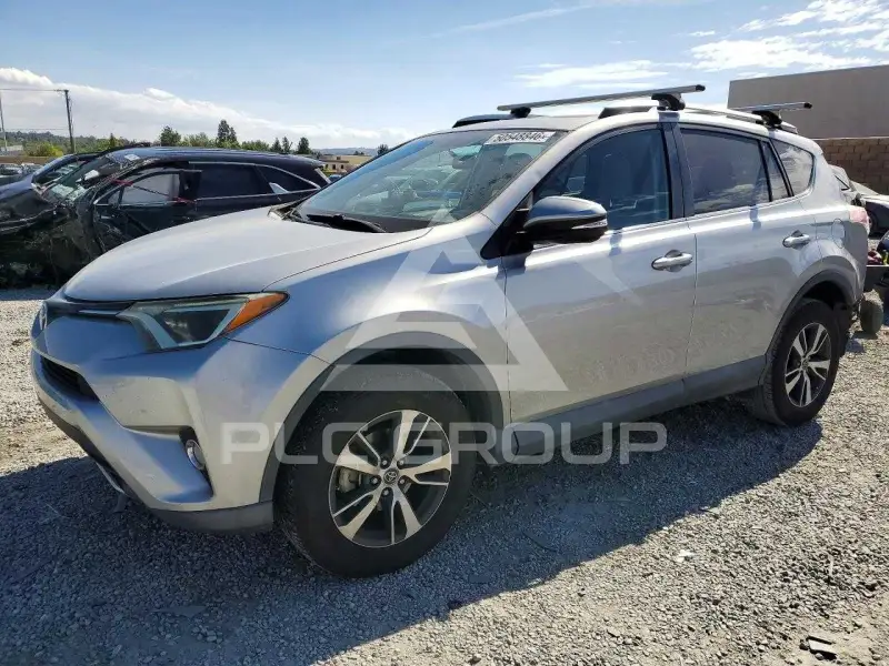 2016 Toyota RAV4 фото
