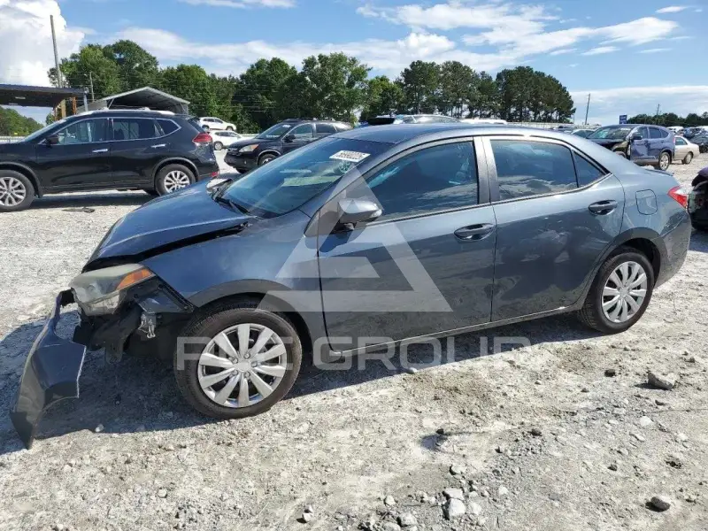 2016 Toyota COROLLA фото