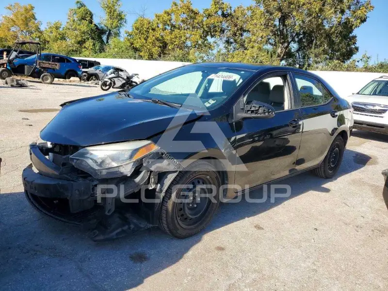 2016 Toyota COROLLA фото
