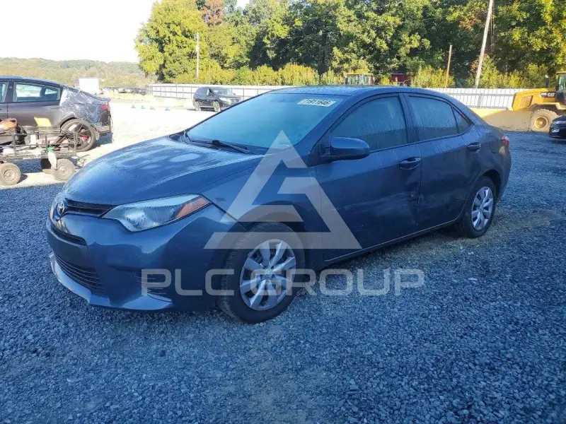 2016 Toyota COROLLA фото