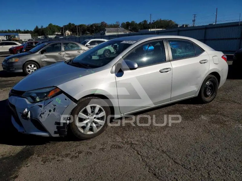 2016 Toyota COROLLA фото