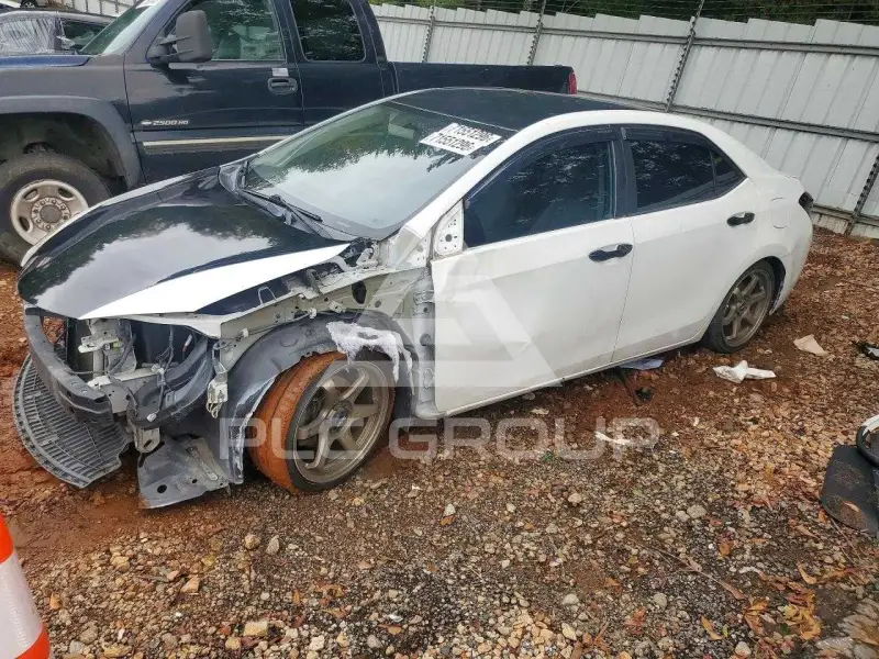 2016 Toyota COROLLA фото