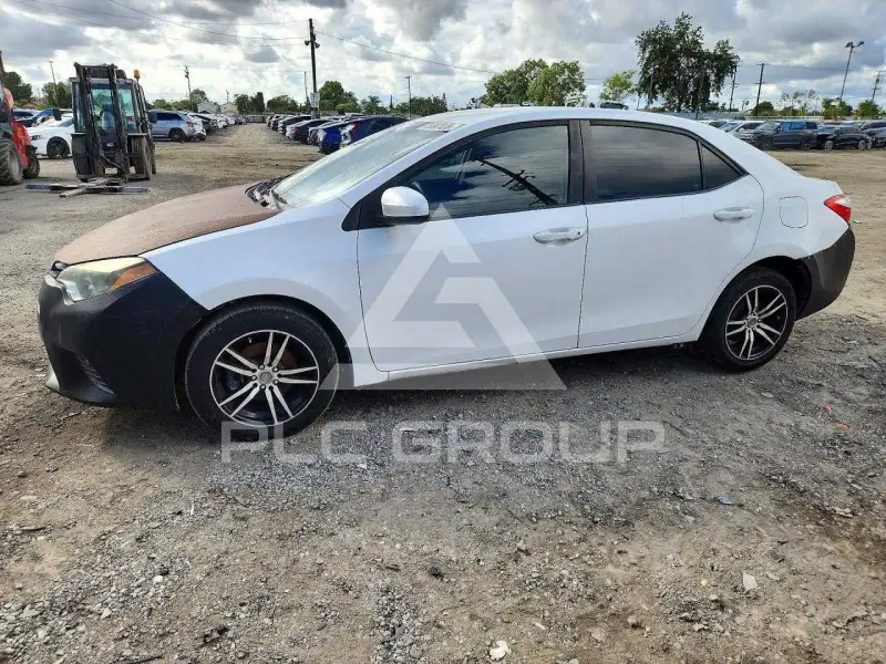 2016 Toyota COROLLA фото