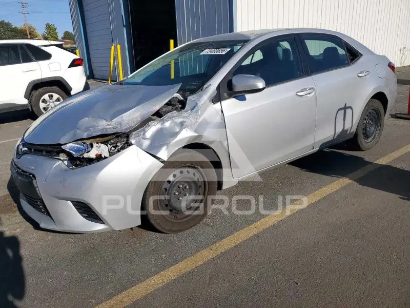 2016 Toyota COROLLA фото