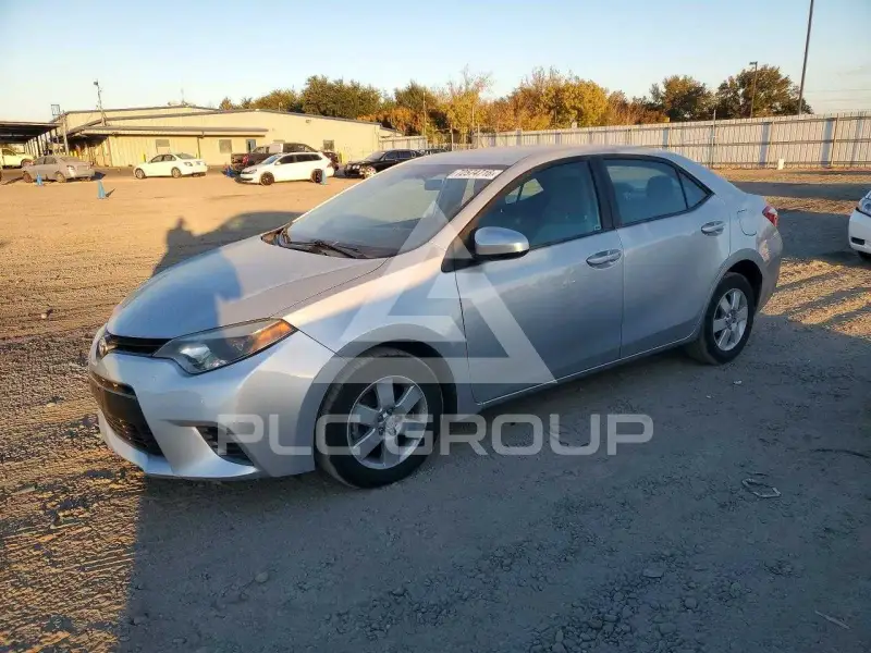 2016 Toyota COROLLA фото