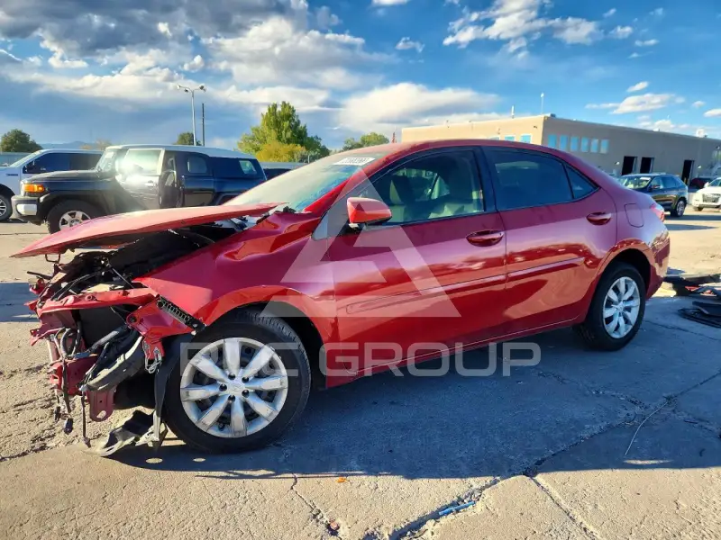 2016 Toyota COROLLA фото