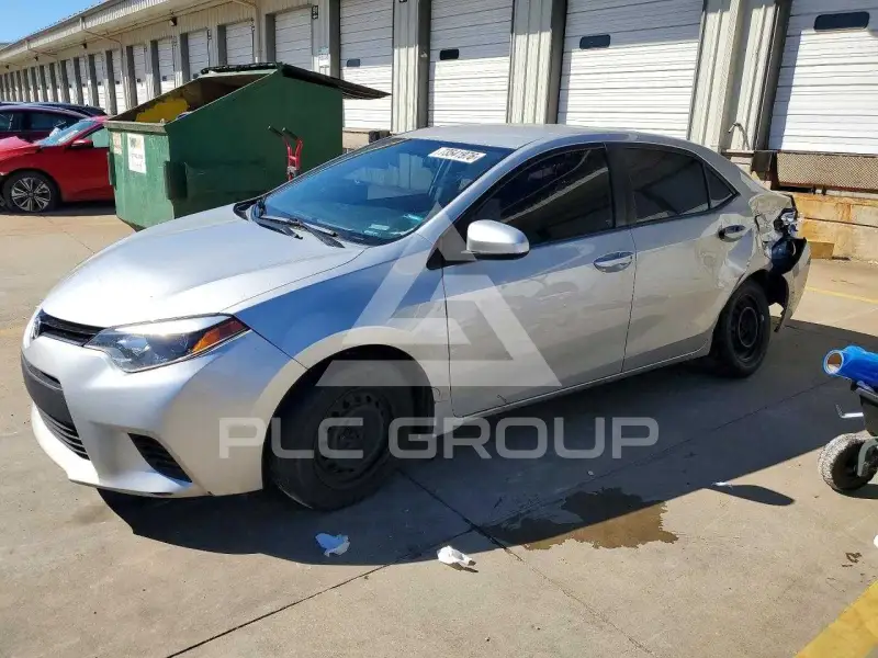 2016 Toyota COROLLA фото