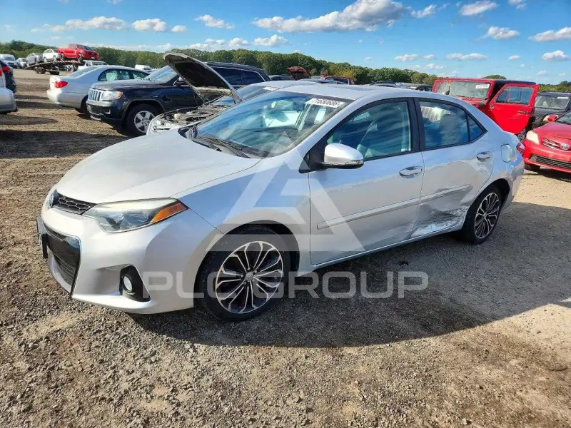 2016 Toyota COROLLA фото
