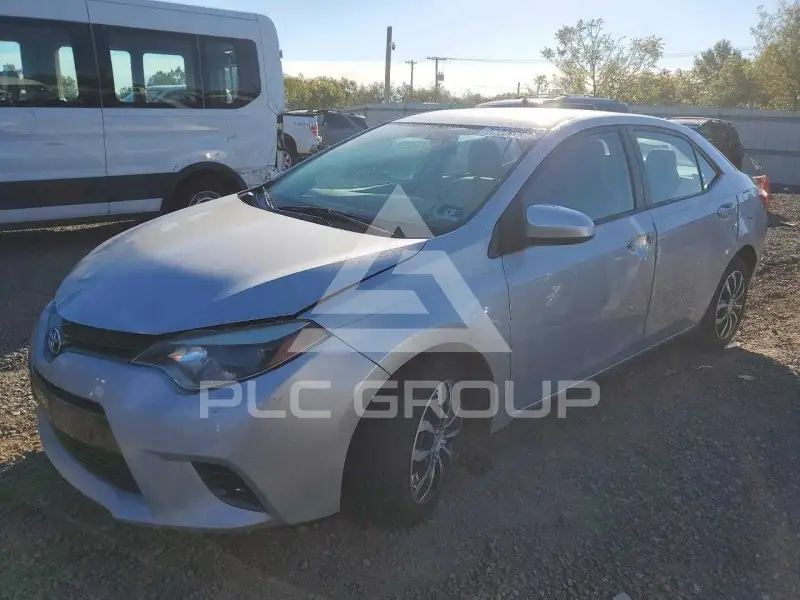 2016 Toyota COROLLA фото