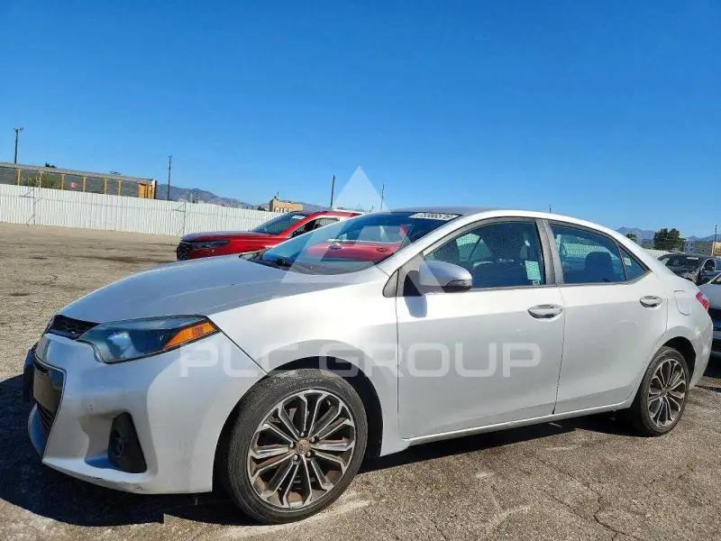 2016 Toyota COROLLA фото