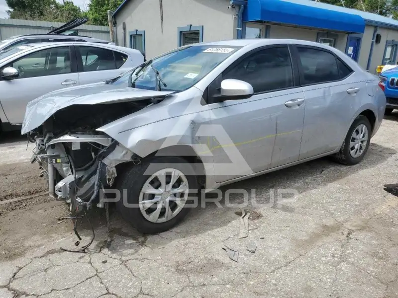 2016 Toyota COROLLA фото