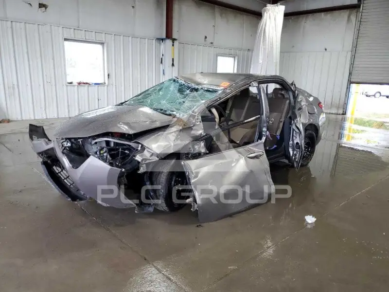 2016 Toyota COROLLA фото