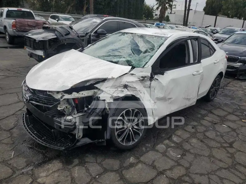 2016 Toyota COROLLA фото