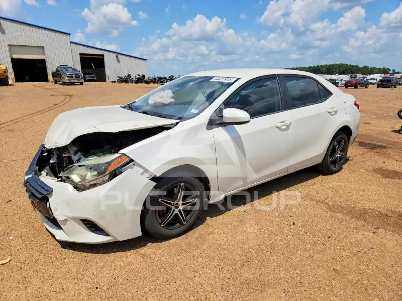 2016 Toyota COROLLA фото