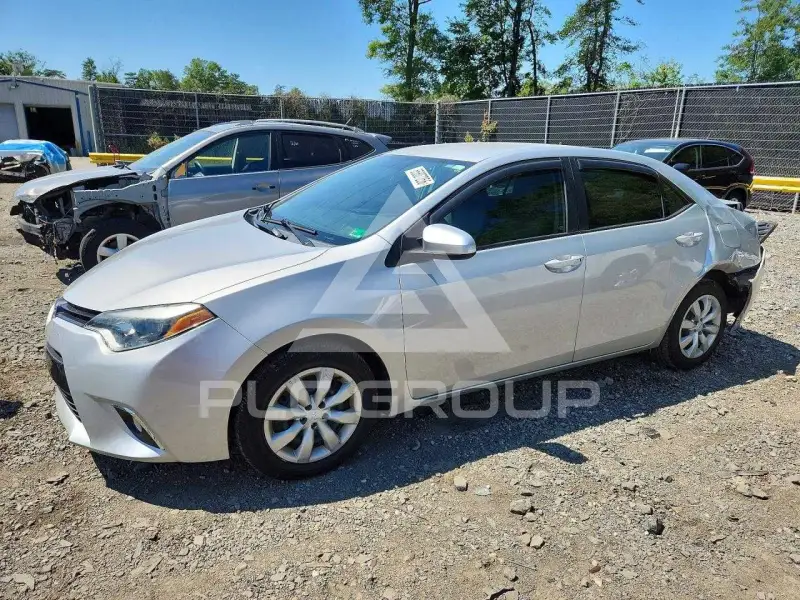 2016 Toyota COROLLA фото