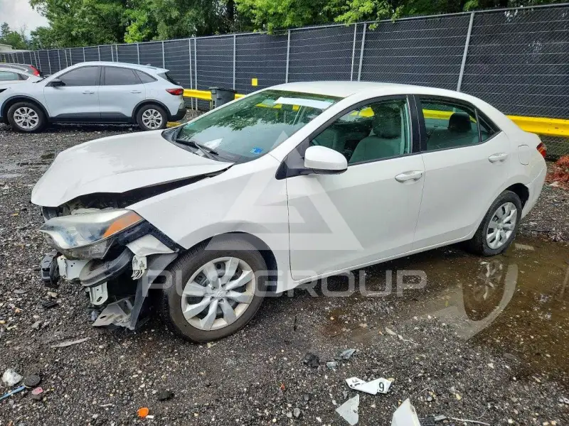 2016 Toyota COROLLA фото