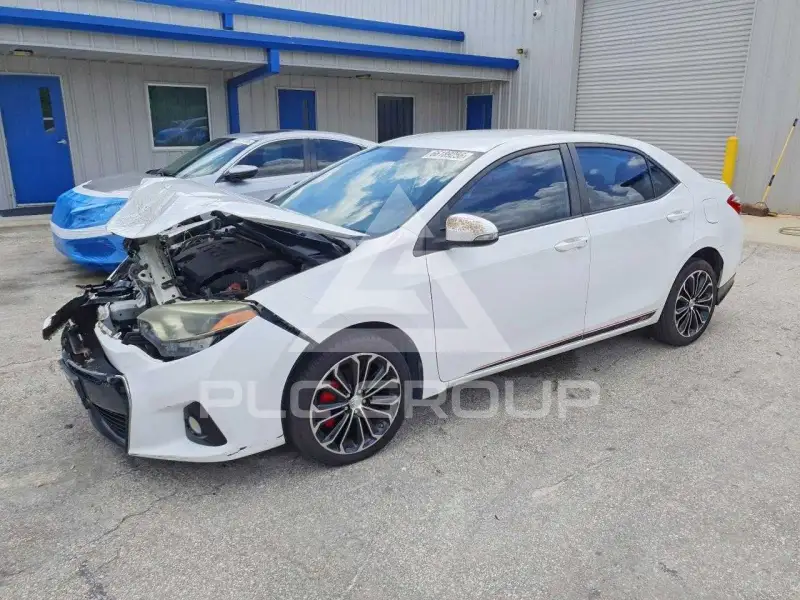 2016 Toyota COROLLA фото