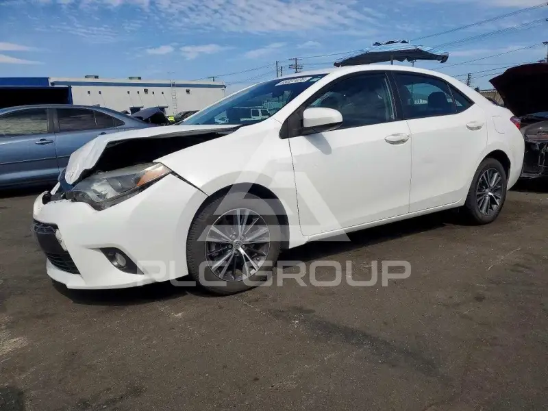 2016 Toyota COROLLA фото
