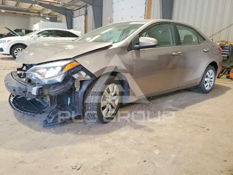 2016 Toyota COROLLA фото