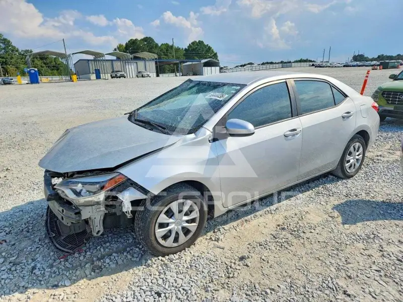 2016 Toyota COROLLA фото