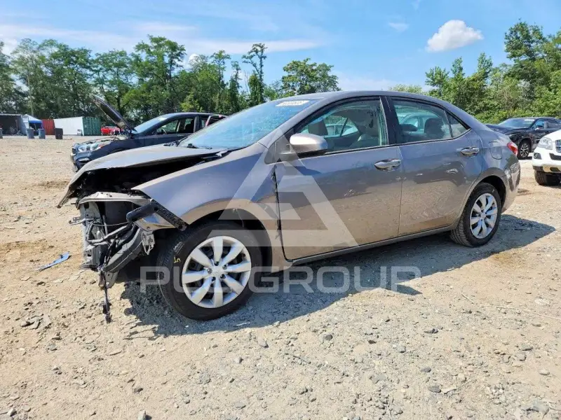 2016 Toyota COROLLA фото