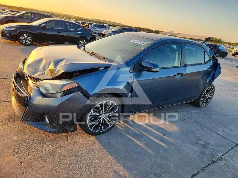 2016 Toyota COROLLA фото