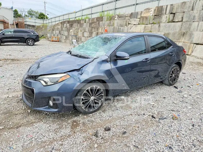 2016 Toyota COROLLA фото
