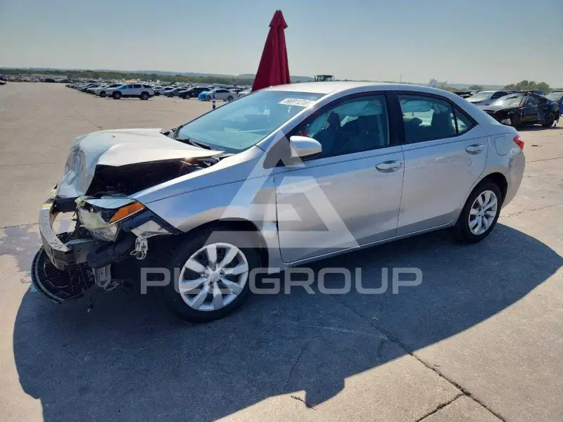 2016 Toyota COROLLA фото