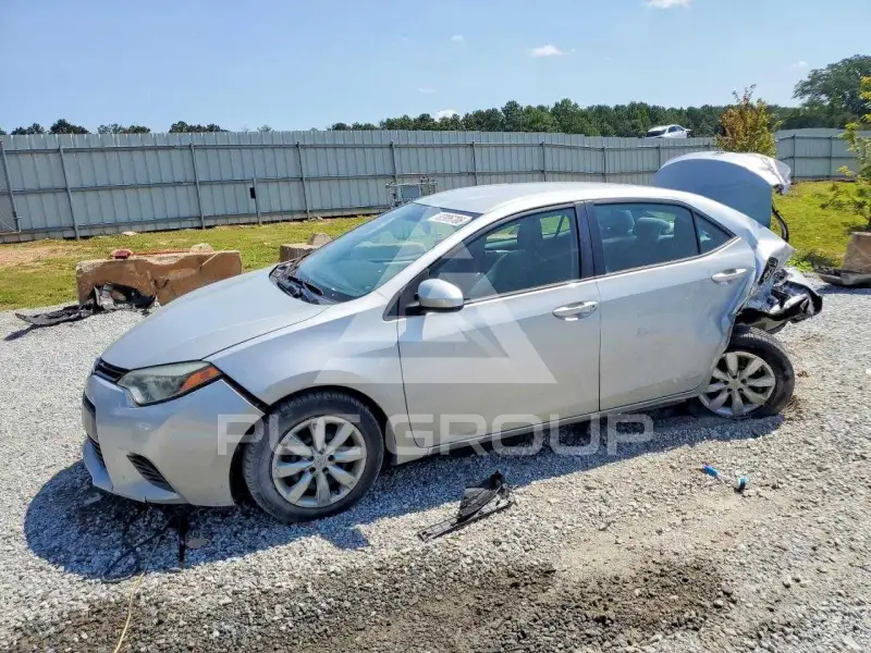 2016 Toyota COROLLA фото