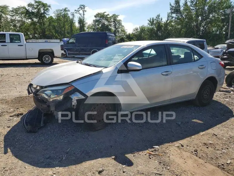 2016 Toyota COROLLA фото