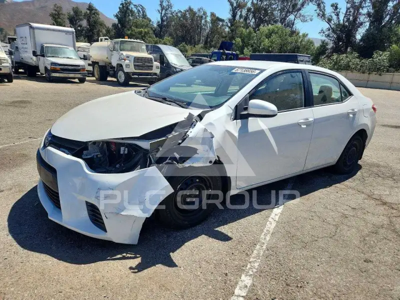 2016 Toyota COROLLA фото