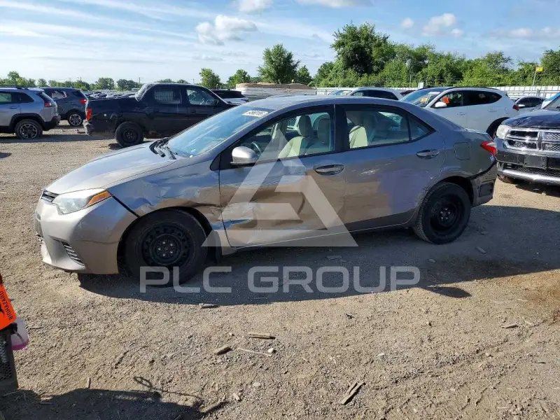2016 Toyota COROLLA фото