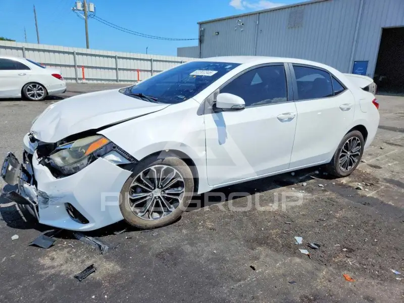 2016 Toyota COROLLA фото