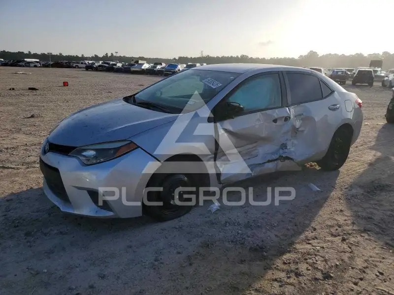 2016 Toyota COROLLA фото