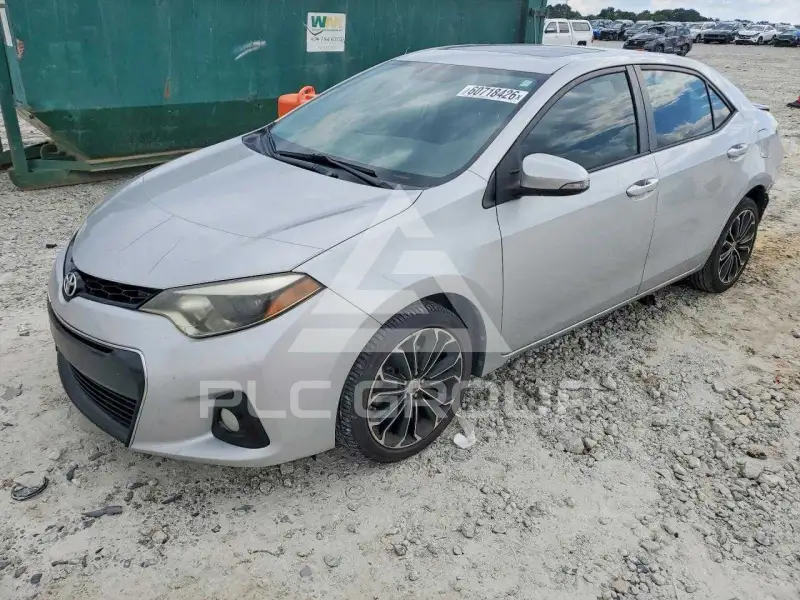 2016 Toyota COROLLA фото