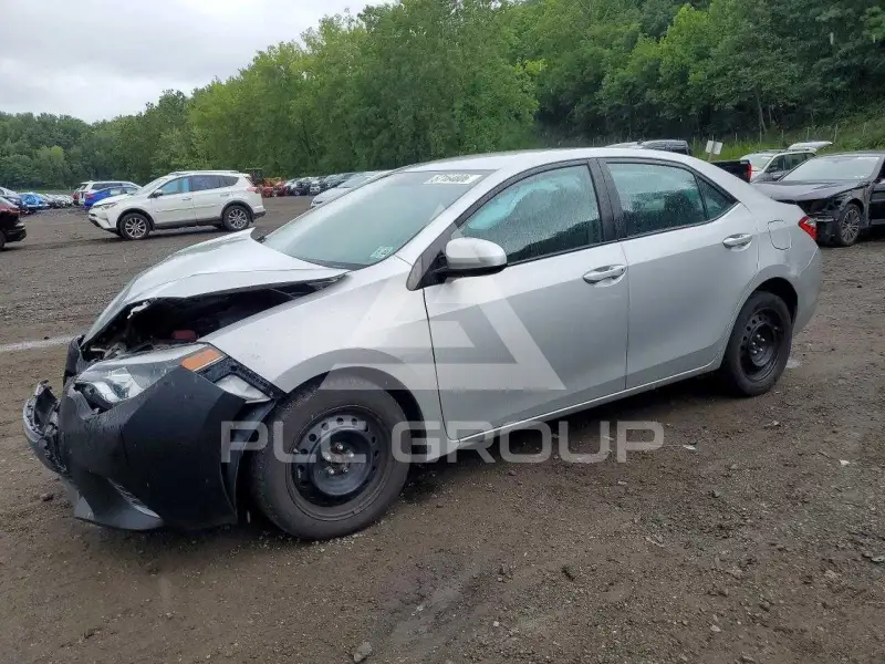2016 Toyota COROLLA фото