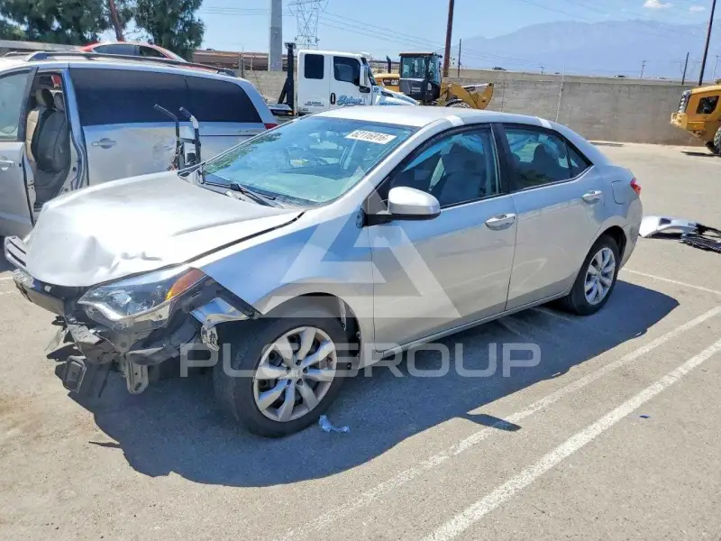 2016 Toyota COROLLA фото