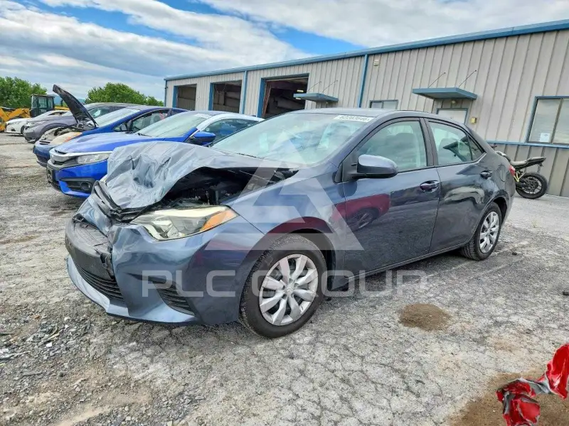 2016 Toyota COROLLA фото
