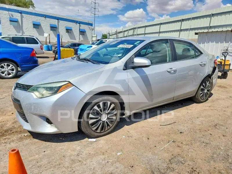 2016 Toyota COROLLA фото