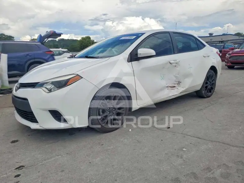 2016 Toyota COROLLA фото