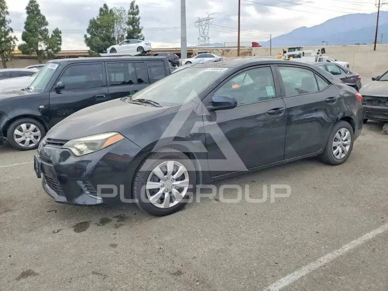 2016 Toyota COROLLA фото
