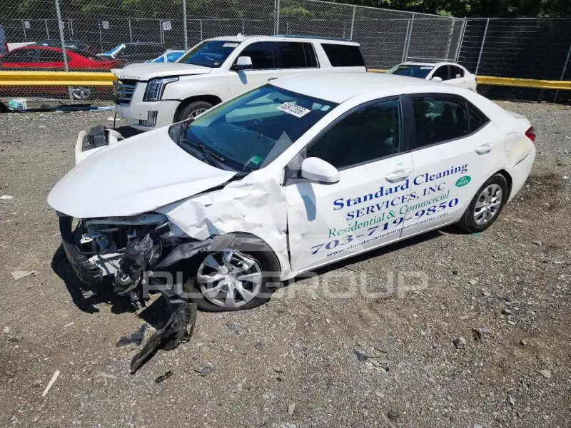 2016 Toyota COROLLA фото