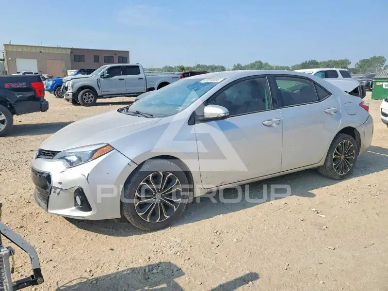 2016 Toyota COROLLA фото