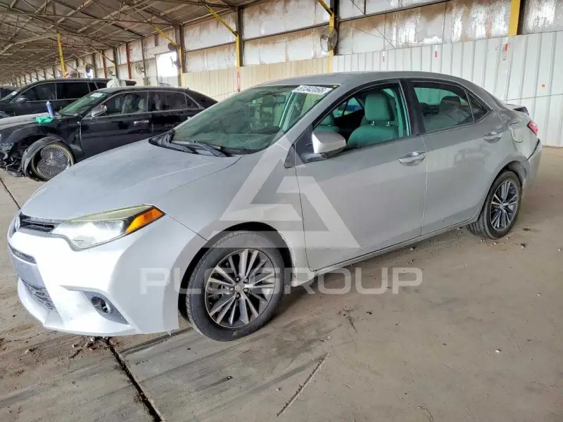 2016 Toyota COROLLA фото