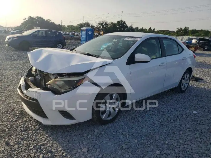 2016 Toyota COROLLA фото