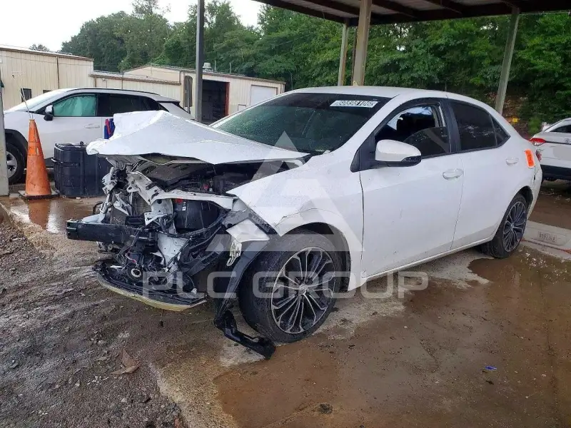 2016 Toyota COROLLA фото