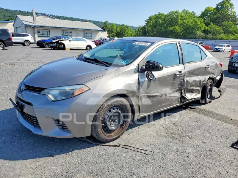 2016 Toyota COROLLA фото