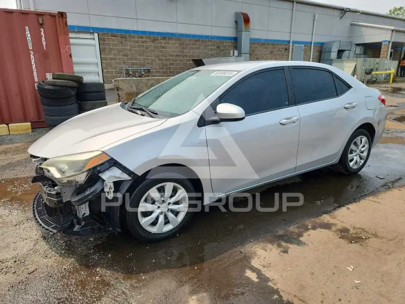 2016 Toyota COROLLA фото