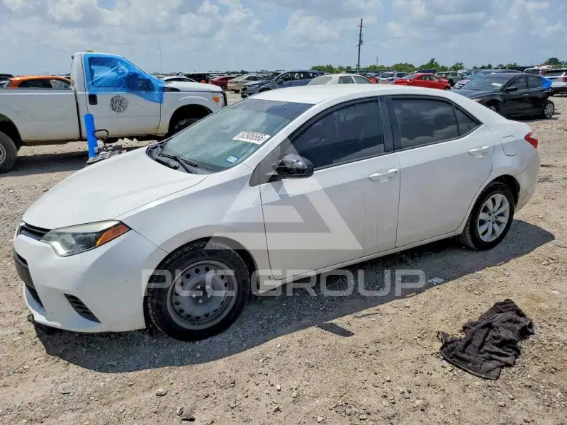 2016 Toyota COROLLA фото