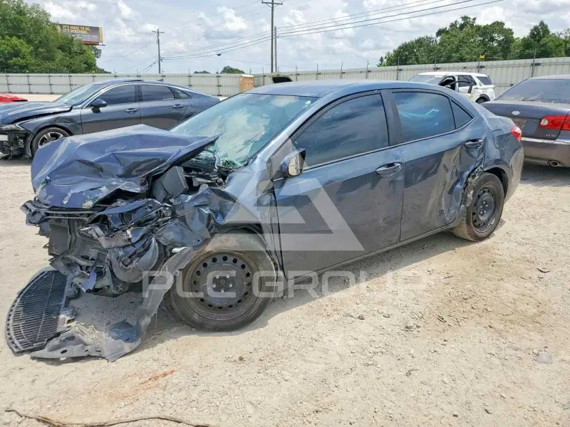 2016 Toyota COROLLA фото